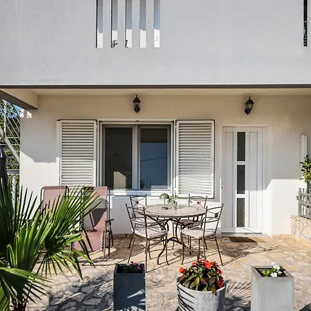 Pavle's アパート ザダル