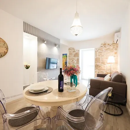 Pavle's Apartment