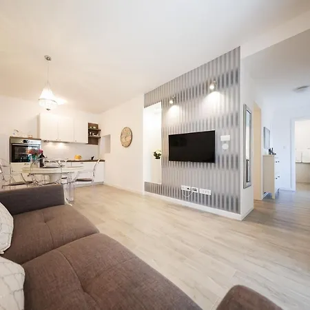 Pavle's Apartmán