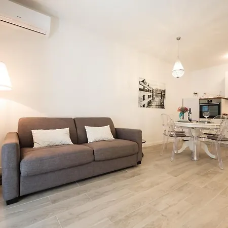 Pavle's Apartment *